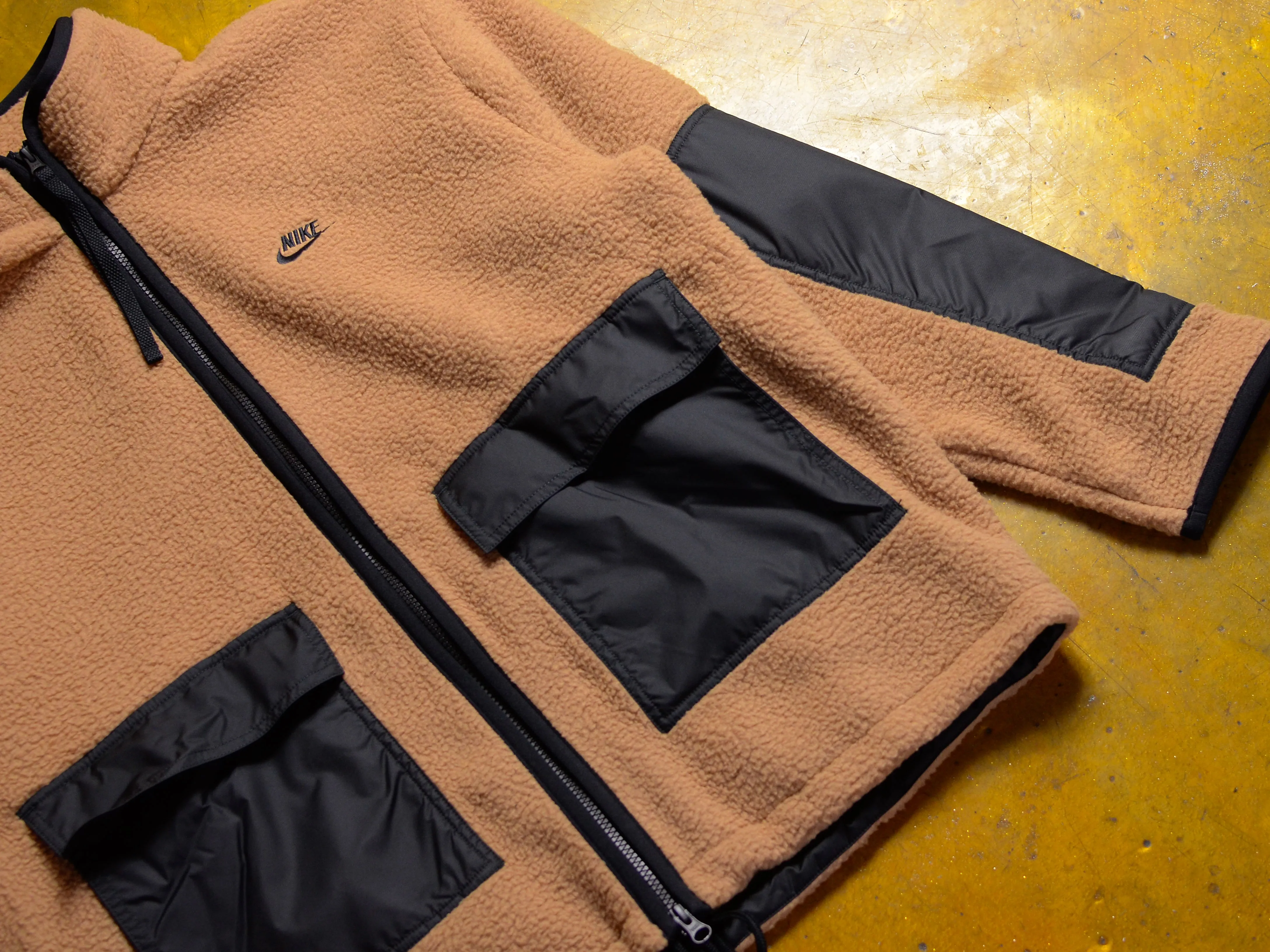 Nike Sportswear Sherpa FZ Jacket CZWN - Dark Driftwood / Black